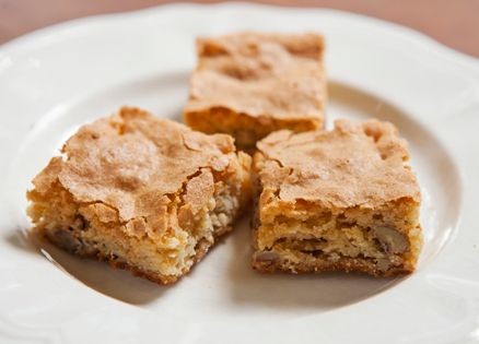 Marjorie Kinney's Corn Bread Cake