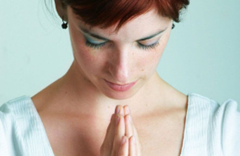 woman praying