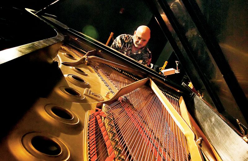 Tony Cicoria at the piano. Photo by Brit Worgan.