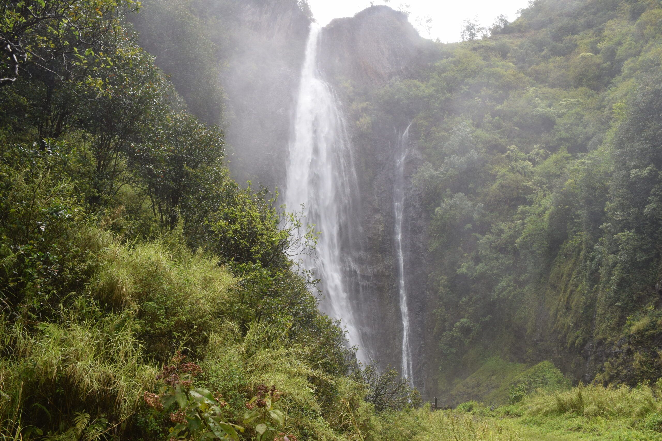 Jurassic Falls with Island Helicopters. Guideposts