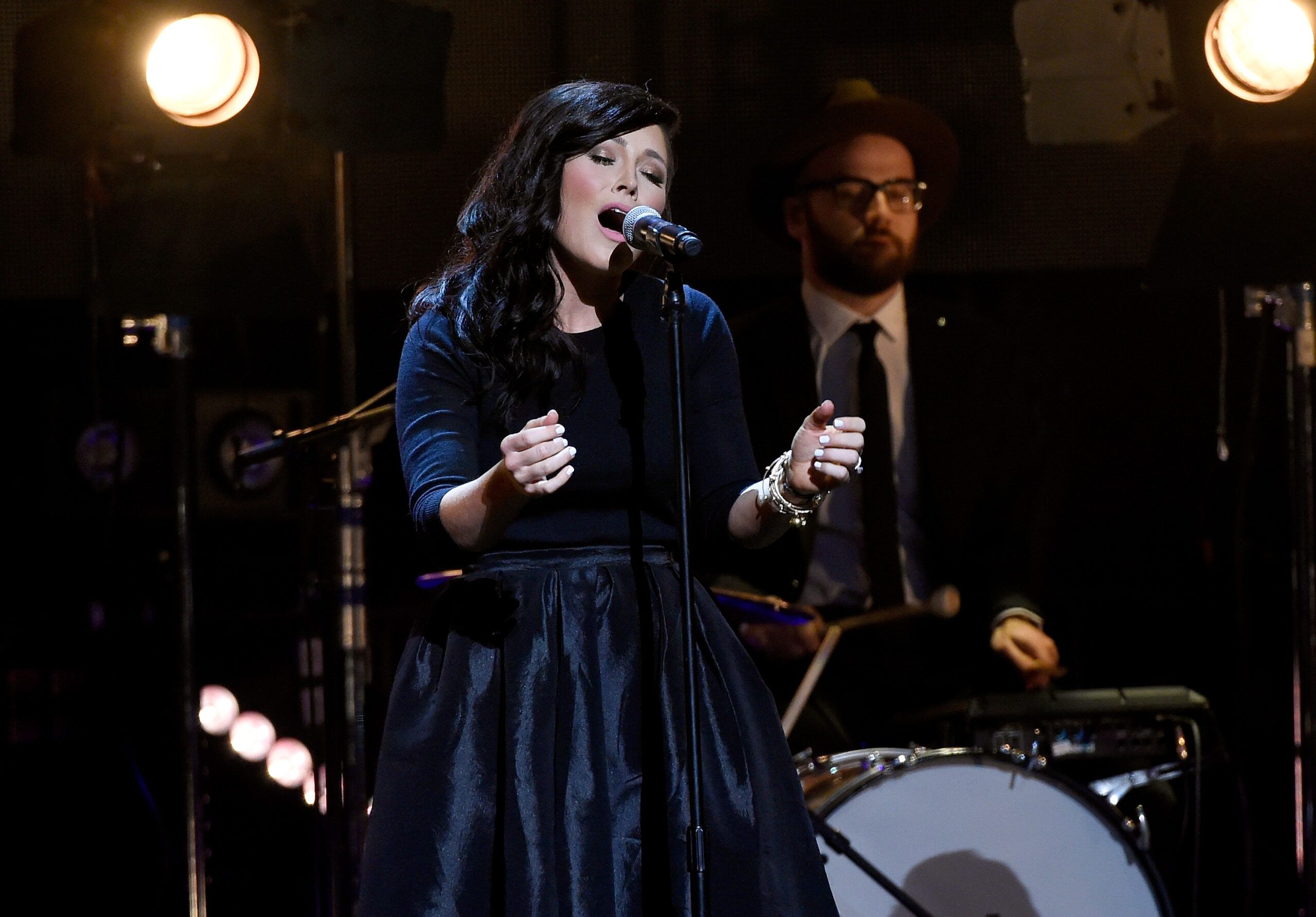 Kari Jobe performs at the K-LOVE Fan Awards