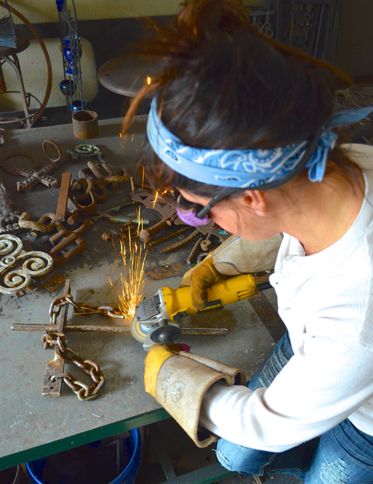 Guideposts: Catherine at work in her studio