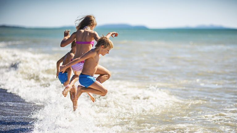 How to have a positive day at the beach