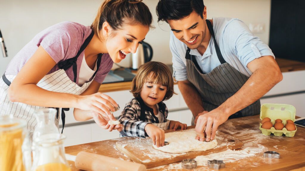 Family baking