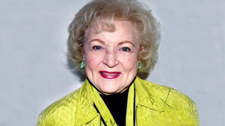 Betty White; Getty Images / John M. Heller / Contributor