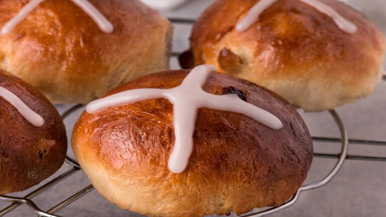 Hot Cross Buns; Shutterstock