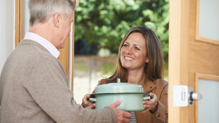 Neighbor dropping off food